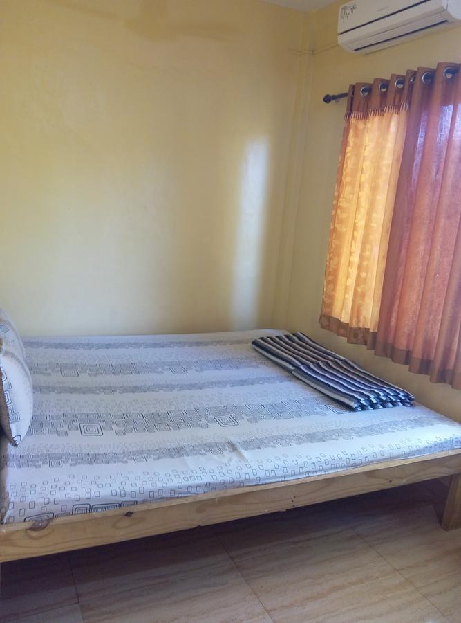 Om Shree Bed And Breakfast Harihareshwar Exteriör bild