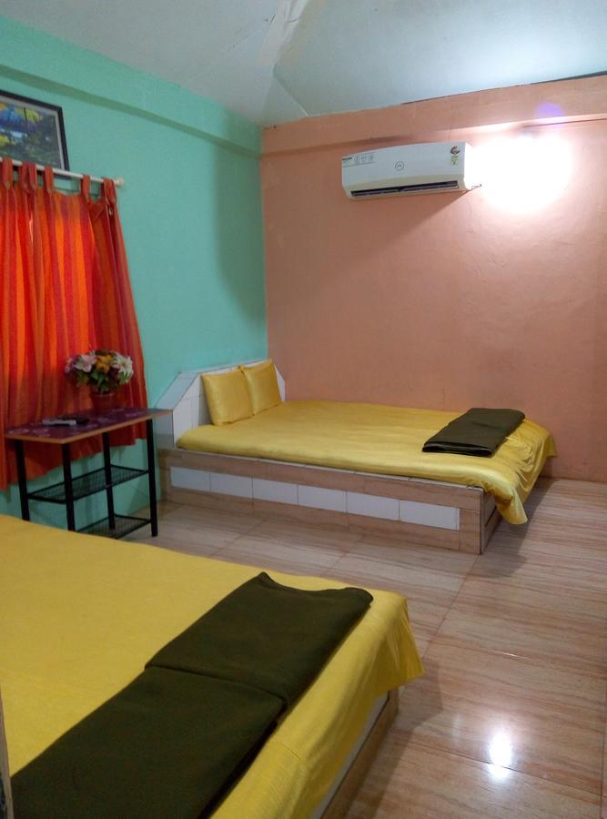 Om Shree Bed And Breakfast Harihareshwar Exteriör bild